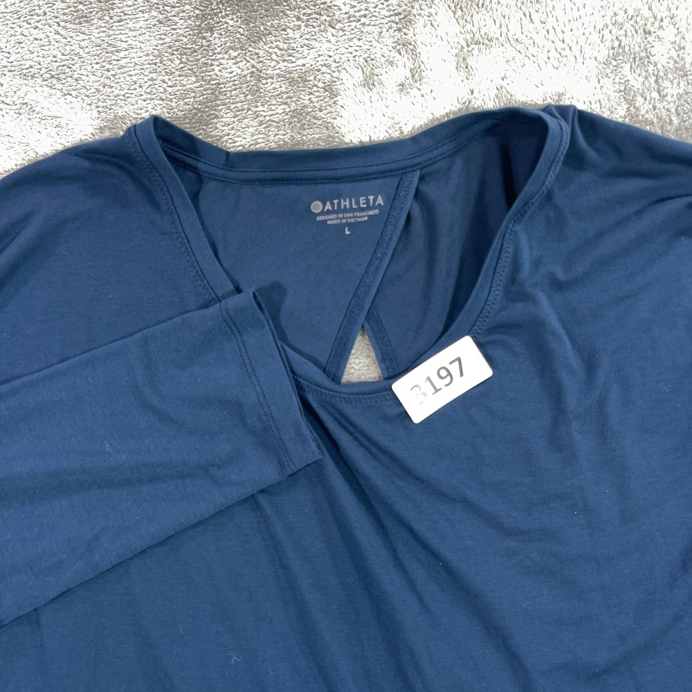 Athleta Essence Twist Back Top Womens Large Blue Long Sleeve Yoga Shirt 210177